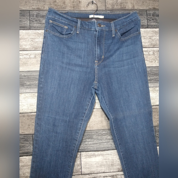 Levi Skinny jeans size 31 - Picture 2 of 5